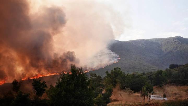 Los devastadores incendios arrasan ya 150.000 hectáreas en Castilla y León: 96.000 sólo en León