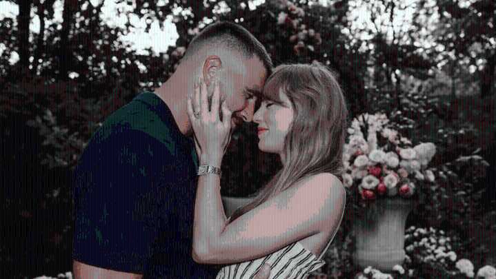 Taylor Swift’s Engagement Ring Price: How Much it Cost Travis Kelce