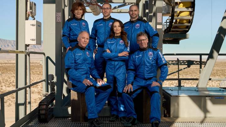 ‘Space Gal' Emily Calandrelli among 6 launched into space Friday by Blue Origin