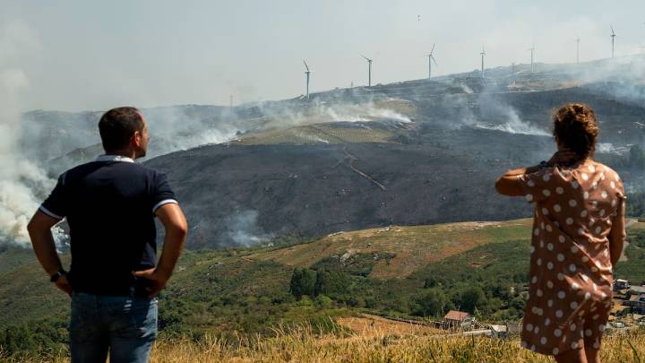 Declarado un incendio forestal grave en A Pobra do Brollón (Lugo)