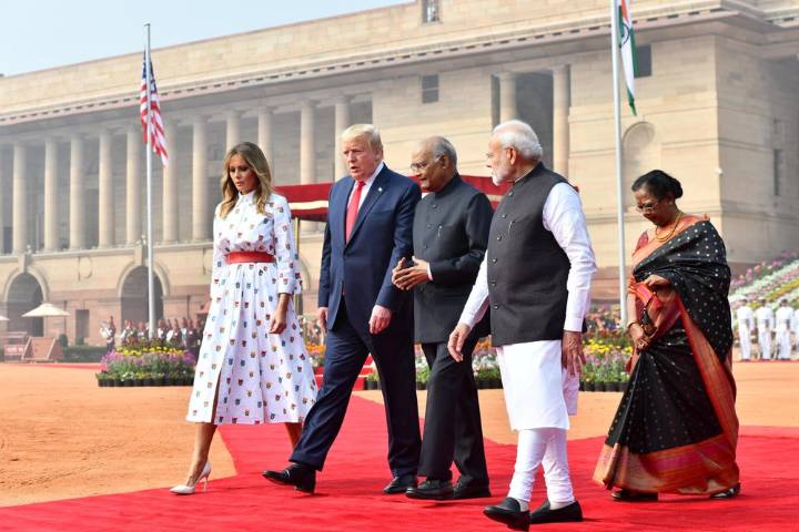 Trump impone arancel del 50 % a productos de India por comprar petróleo ruso