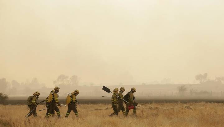 Preocupación en Cantabria por dos incendios, uno en Cillorigo de Liébana y otro en el límite con León