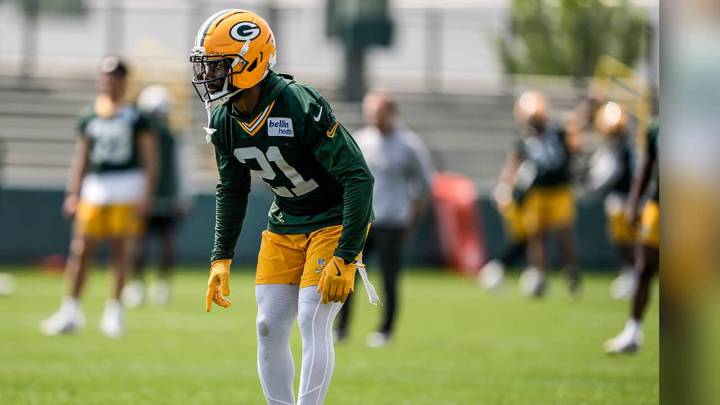 Packers pierden por cirugía de rodilla al esquinero Nate Hobbs