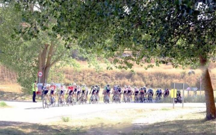 Muere una promesa del ciclismo al caerse en la Vuelta a Ribera de Duero
