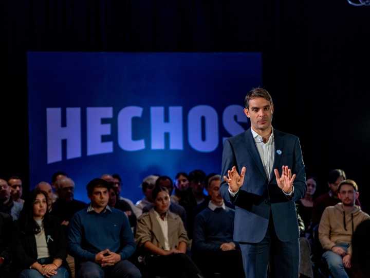 Manuel Passaglia calienta la campaña bonaerense: "Los libertarios solo dicen 'kirchnerismo o libertad' y Kicillof es un inútil y cobarde"