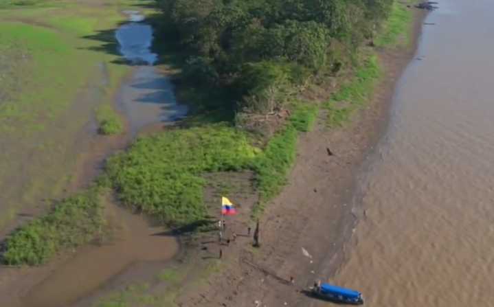 Por izar bandera de Colombia, Daniel Quintero es persona no grata en Perú