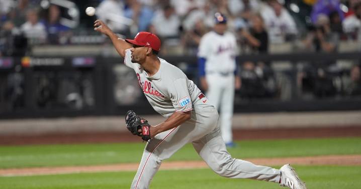 Phillies release Joe Ross, place Jordan Romano on injured list