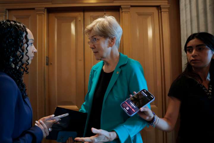 Senate Dems Investigate UnitedHealth Scheme to Slash Nursing Home Care Expenses