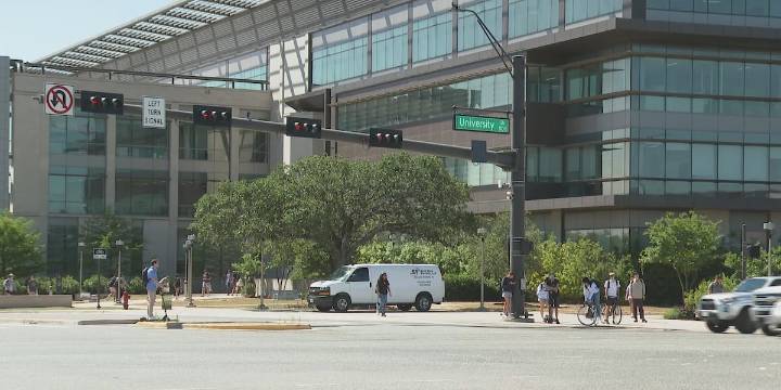 City of College Station expecting first day of school traffic; how to stay safe on the road
