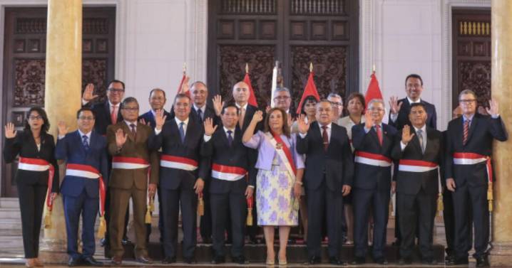 Dina Boluarte tomará juramento a nuevos ministros en las próximas horas