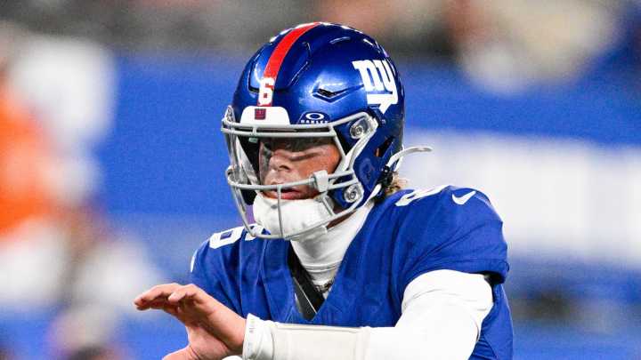 Former GM blasts Giants for not embracing 'best chance to win'