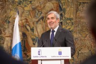 Clavijo insta a acelerar la salida de menores migrantes asilados