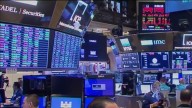 Wall Street slips as Walmart helps pull S&P 500 toward another loss