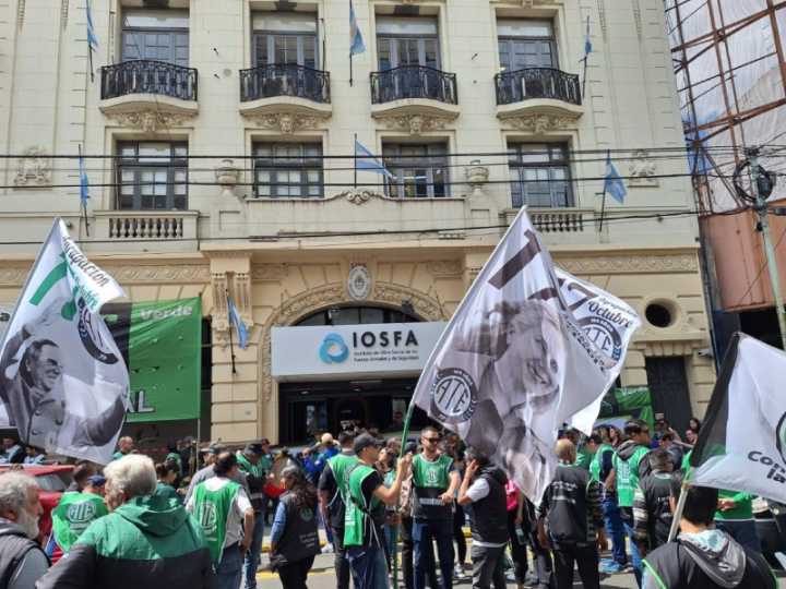 Escándalo de las coimas: ATE exige investigar a Petri por el contrato de $50.000 millones que firmó en IOSFA con Suizo Argentina