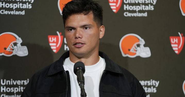 Browns' Dillon Gabriel selected as backup QB after Kenny Pickett trade