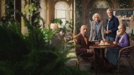 Netflix estrena la nueva película "El club del crimen de los jueves" con un reparto lleno de estrellas británicas