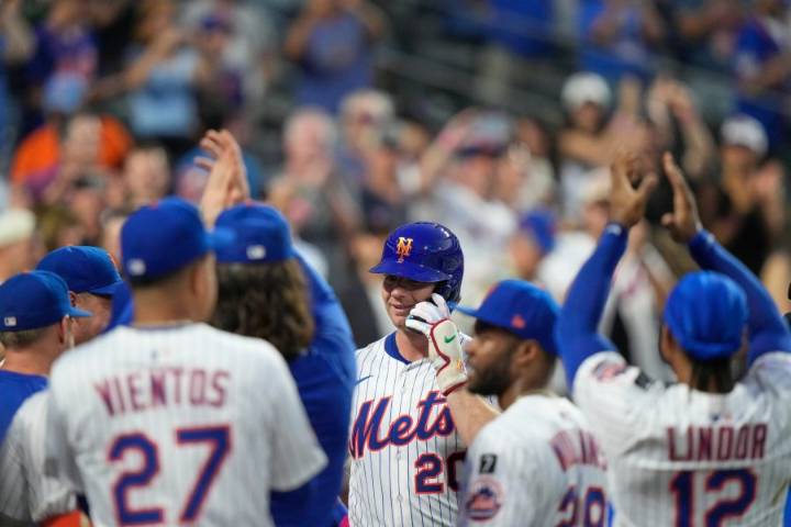 Pete Alonso breaks Darryl Strawberry's Mets franchise home run record