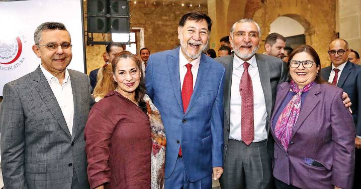 Adán Augusto acapara el poder en el Senado; lo arropan durante informe de Noroña