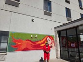 Long Island City’s largest outdoor mosaic mural unveiled at LIC Hotel