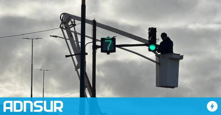 15:35 Menos tiempo esperando: avanza la colocación de decrementadores en semáforos de Comodoro