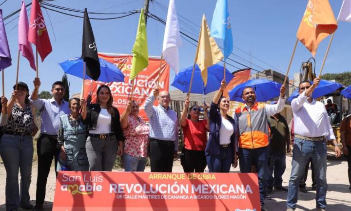 Galindo dio inicio a la construcción de la calle Revolución Mexicana
