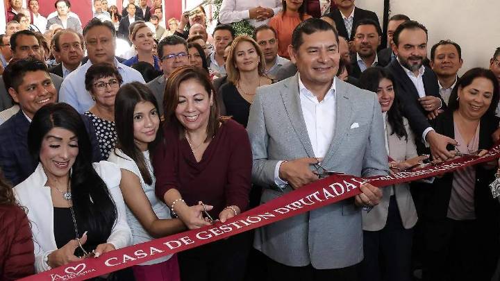 Laura Artemisa García abre casa de gestión y señala que ‘todo mundo debería estar en permanente campaña’