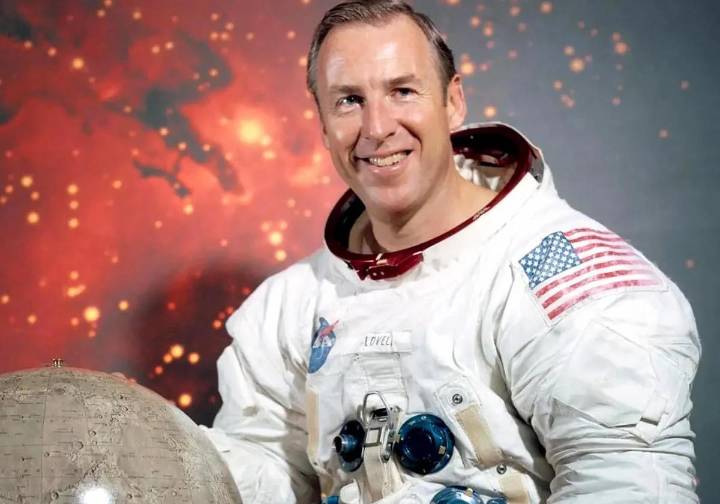 Muere Jim Lovell, el astronauta que pronunció la frase «Houston, tenemos un problema»