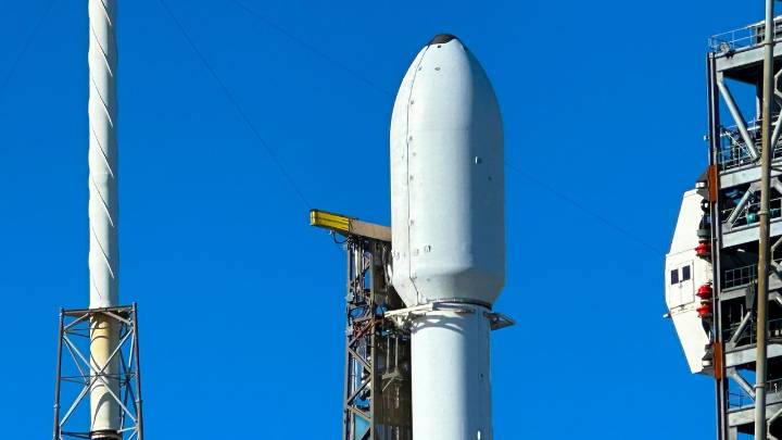 SpaceX to launch more of Amazon’s Project Kuiper satellites