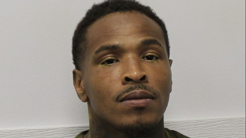 Man arrested for holding girlfriend at knife-point charged in similar crime decade earlier