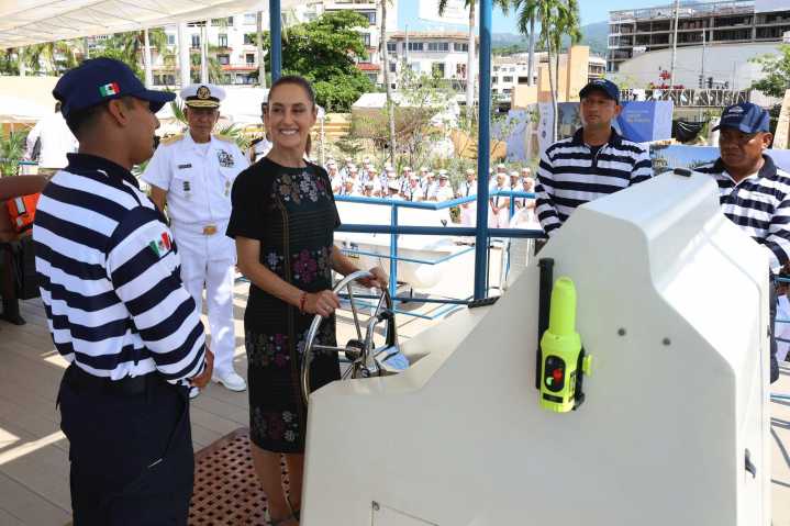 Sheinbaum pone en marcha el Marinabús en Acapulco; esto cuesta el pasaje