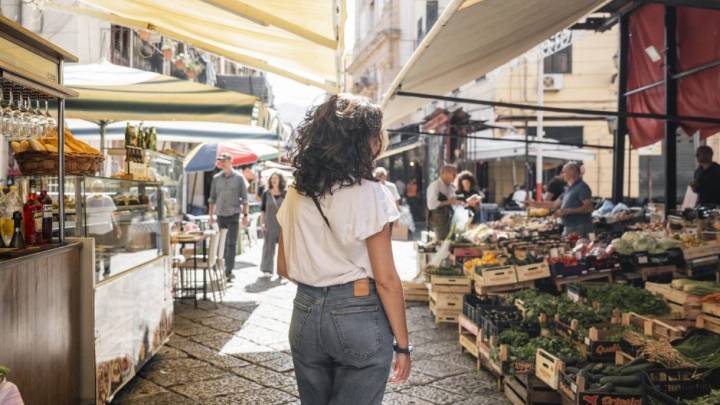 My solo Sicily holiday was filled with beach days, trattoria