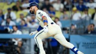 Struggling Dodgers outfielder thanks Dave Roberts for continued support