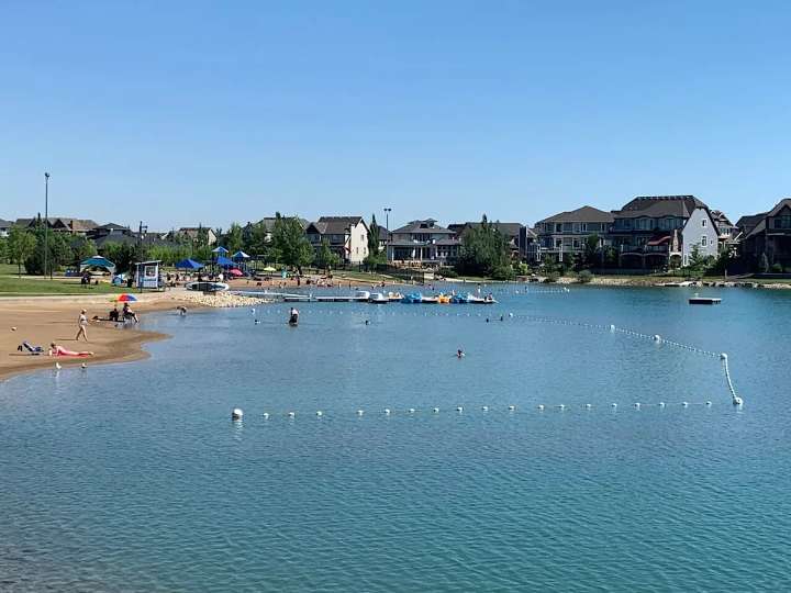 2 men dead after drowning in Calgary's Mahogany Lake