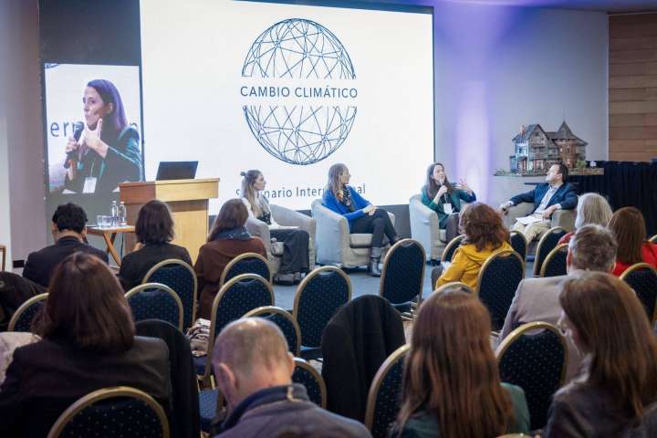 Seminario Internacional STEM: mujeres que inspiran y transforman desde el sur de Chile
