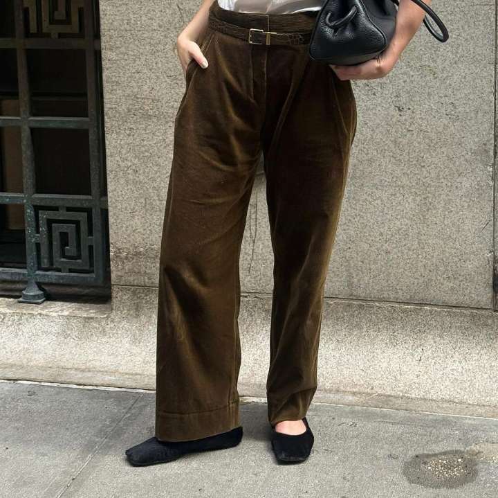 The 6 Shoe Trends Well-Dressed People Are Wearing With Pants and Jeans (Instead of Sneakers)