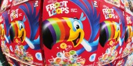 Kellogg says when it will remove artificial dyes from cereals