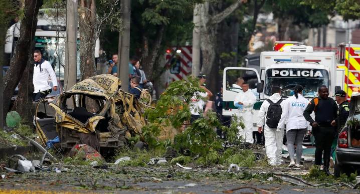 Petro confirma detención de dos sospechosos por atentado con camión bomba en Cali