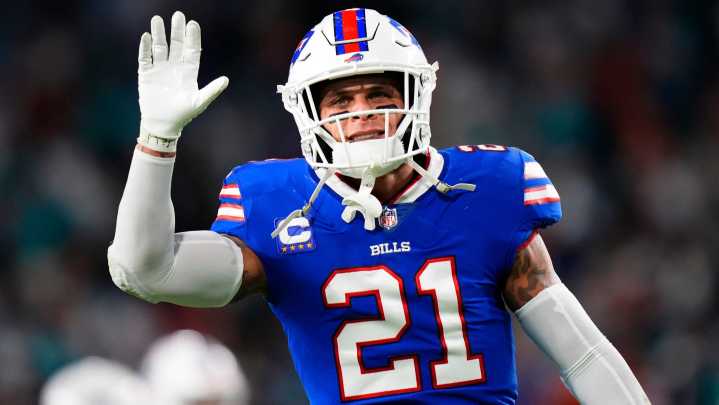 Beloved Bills safety Jordan Poyer signing to practice squad to boost secondary