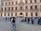 Cierran accesos a Palacio por manifestación de Aras