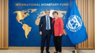 Revelarán cómo se tramitó el préstamo de USD 20.000 millones del FMI tras fallo judicial