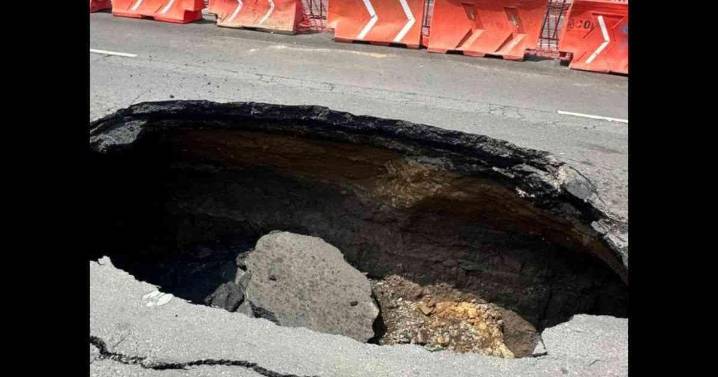 FOTOS | Segiagua atiende dos socavones en Calzada Ignacio Zaragoza, Iztacalco
