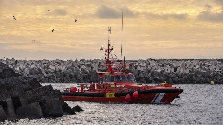 Canarias exige aplicar el decreto de menores y afea la financiación