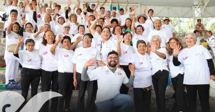 Participa DIF Puebla Capital en la Caminata del Adulto Mayor