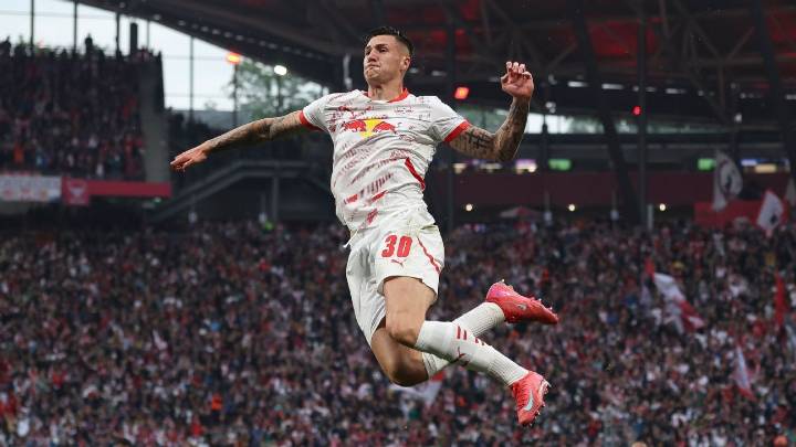 Transfer rumors, news: Newcastle ahead of Man United for Sesko