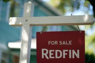 Average rate on a 30-year mortgage drops to lowest level since October