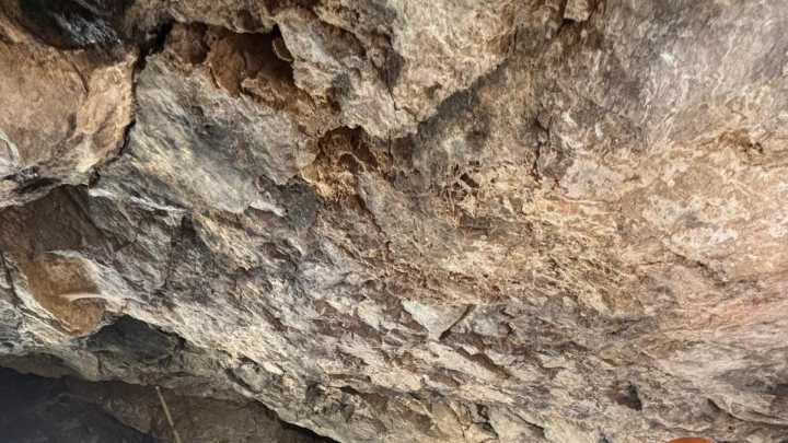 Un nuevo ídolo de hace 5.000 años y más de 400 piezas reafirman el valor único de la Cueva del Río Cuadros