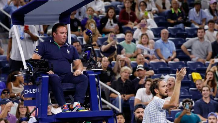 Medvedev exits US Open with chaotic flourish