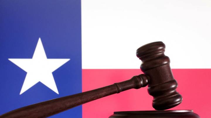 Judge Blocks Enforcement of Texas Law Restricting DEI and ESG Advice