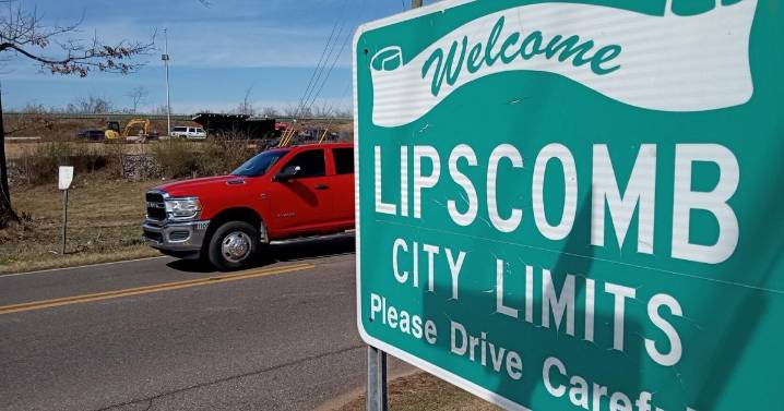 Tiny town’s mayoral race brings huge drama: Corruption claims, police chaos and feuding leaders