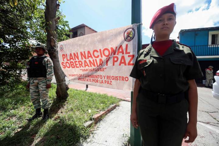 Nicolás Maduro ordena a la Fuerza Armada reorganizarse frente a despliegue de barcos de guerra de Estados Unidos: “Venezuela está en la mira por el petróleo, el gas, el hierro, el oro y el coltán”